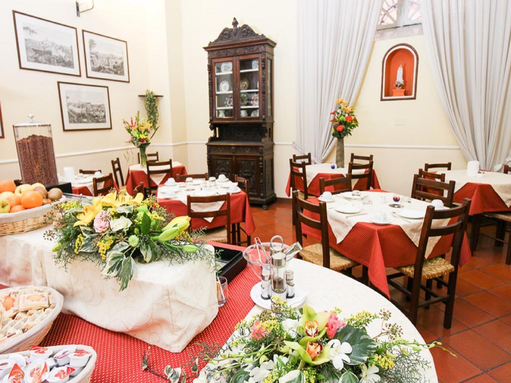 Casa Di Santa Francesca Romana A Ponte Rotto מראה חיצוני תמונה