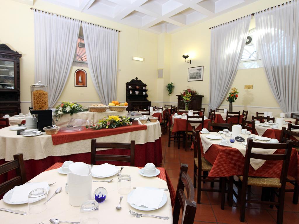 Casa Di Santa Francesca Romana A Ponte Rotto מראה חיצוני תמונה